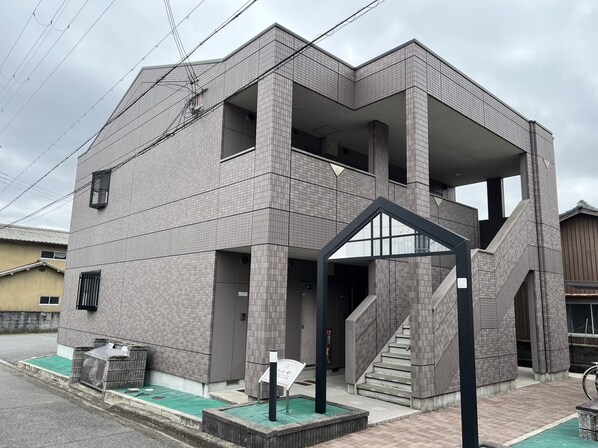 ベネッセ・黒川の物件外観写真